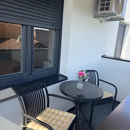 Lux Relax Ns Apartment *