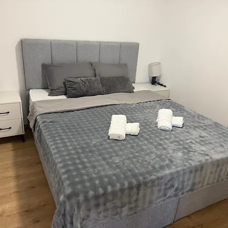 Lux Relax Ns * 노비사드